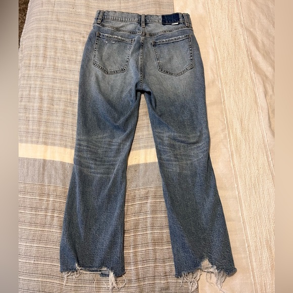 Daze Jeans - Picture 2 of 3